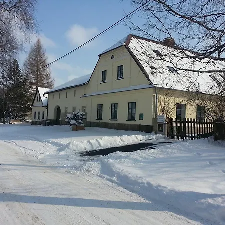 Pensionat Statek Siroky Dul Polička